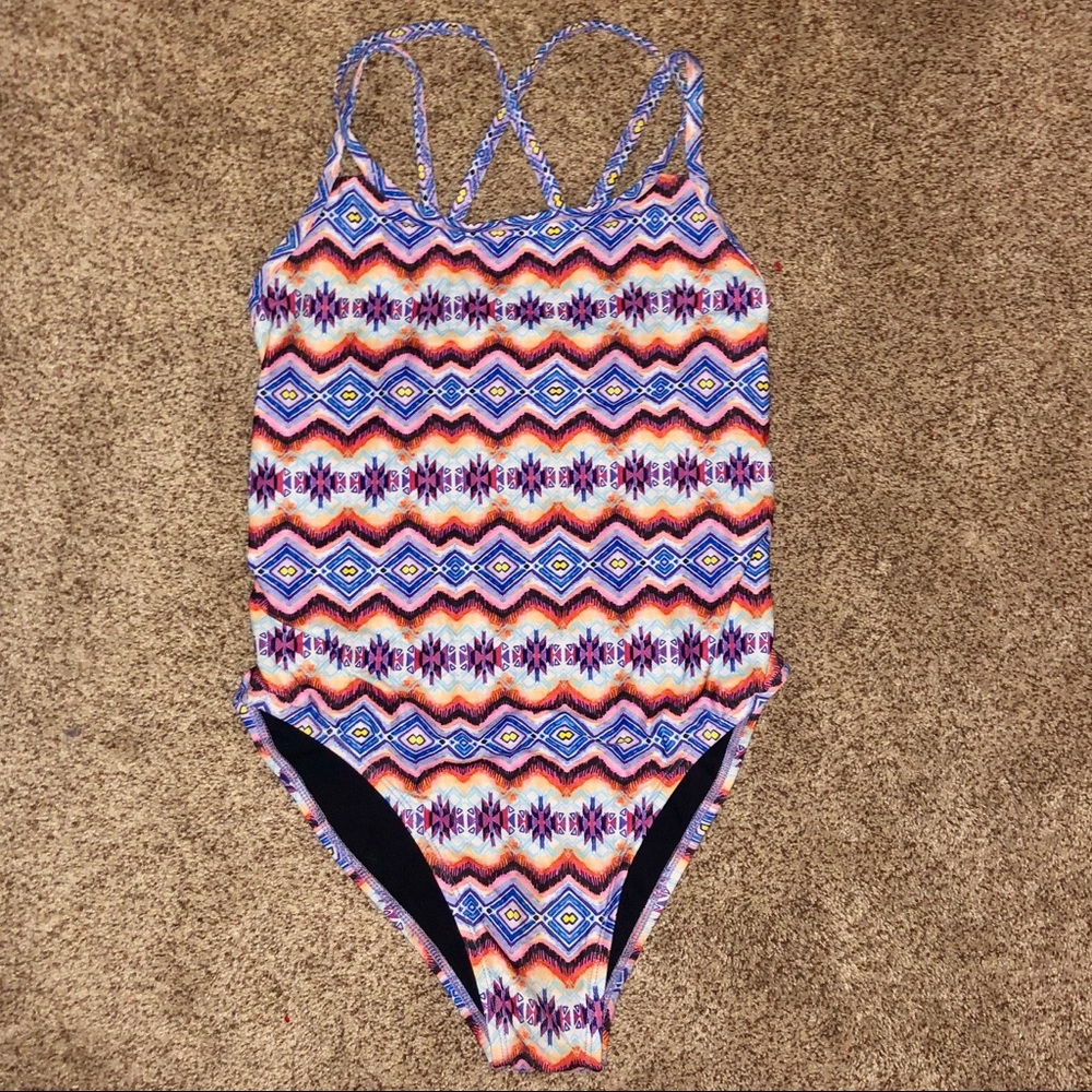 JOLYN Murray Printed Fixed-back Onesie- Zeller